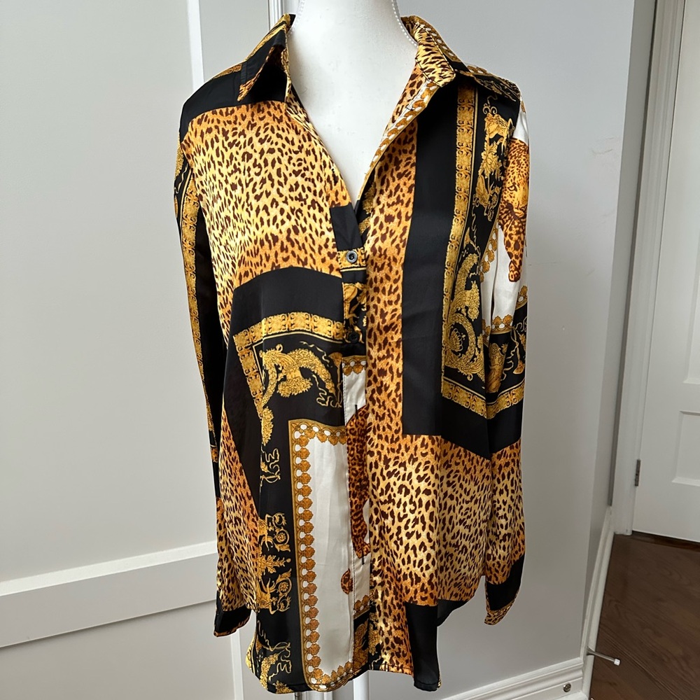 Boohoo Black and Gold Printed Button-Down Shirt